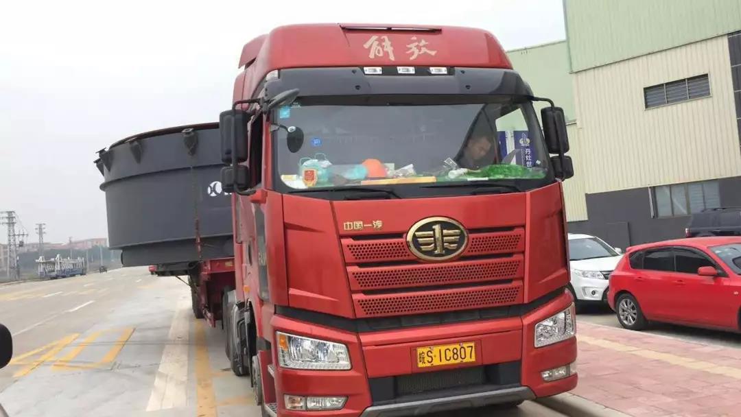 超寬設(shè)備運輸