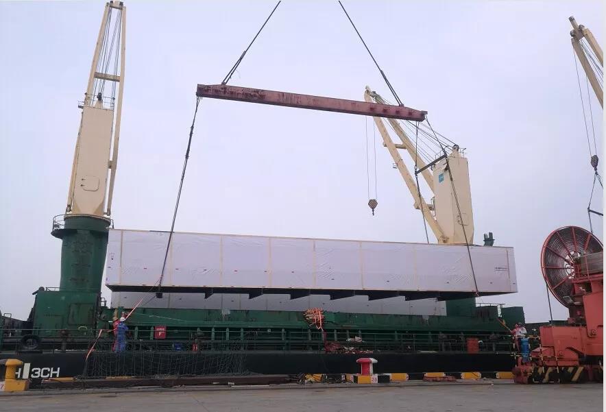 真空皮帶機(jī)超限運輸